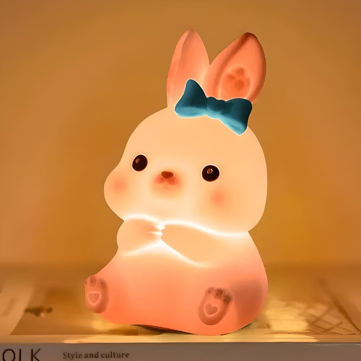 Veilleuse lapin rose en silicone douce et lumineuse